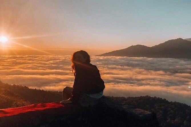 Mount Batur Sunrise Trekking With Guide & Breakfast - Pickup in the dark: Air-conditioned comfort and real timing