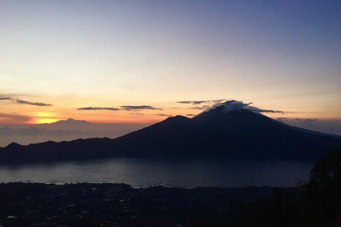 Mount Batur Trekking and Natural Hot Spring - All Inclusive Tour - Breakfast in volcanic steam: a simple meal with a cool story