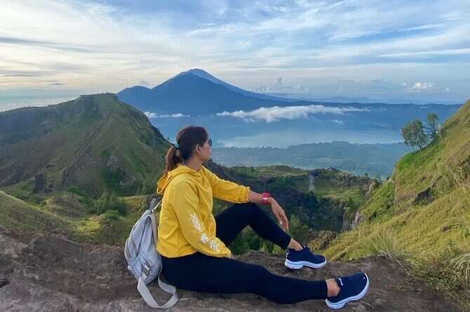 Mount Batur Trekking & Hot Spring - Night Hiking With Flashlight and a Walking Stick