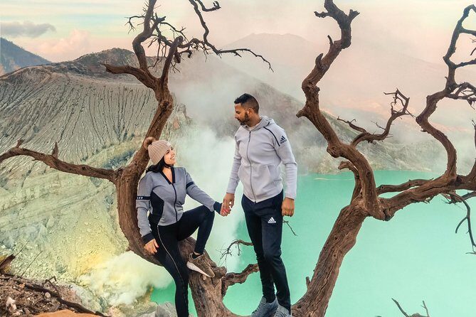 Mount Ijen Bromo Tour from Ubud Bali (3 days 2 nights) - Day 3 at Mount Bromo: jeep access and the sunrise grind