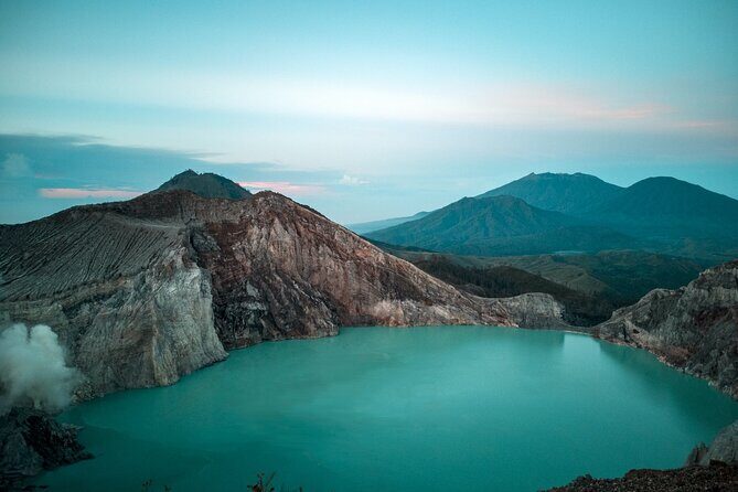 Mount Ijen Crater Trekking Tour from Bali - Gear and dress code that actually matter at Ijen