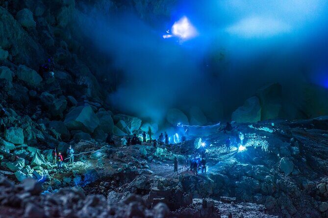 Mount Ijen Volcanic Crater Overnight Trip from Bali - Safety, gear, and fitness: what you should prepare before you go
