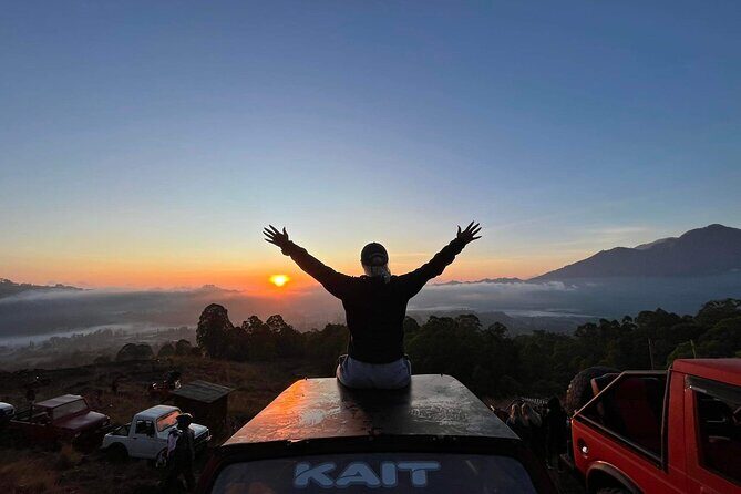 Mt Batur Jeep Sunrise Tour - Summit Breakfast: Small Plate, Big Timing
