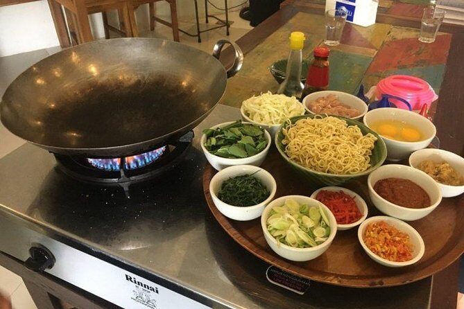 Nia Bali Seminyak Cooking Class - Lunch included: eating your own work