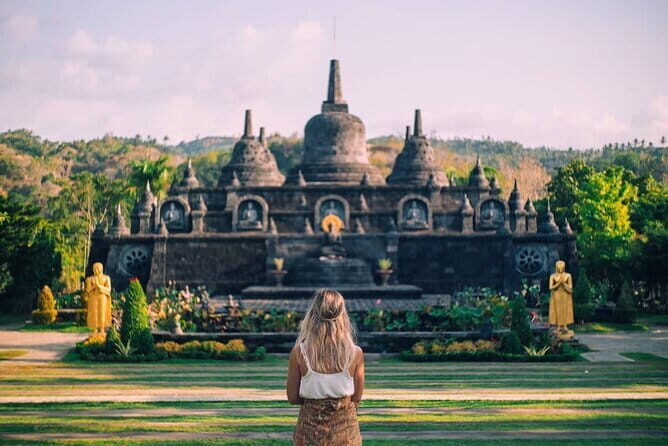North Bali highlights: Buddhist temple, Waterfall & hot spring - Stop 3: Banyumala Twin Waterfalls and the walk-down payoff
