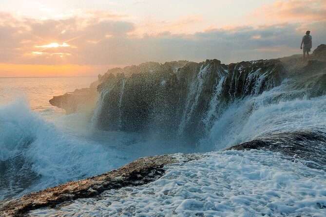Nusa Lembongan Instagram Tour: The Most Famous Spots (Private & All-Inclusive) - The Mahagiri Beach Moment and the Long Middle Stretch