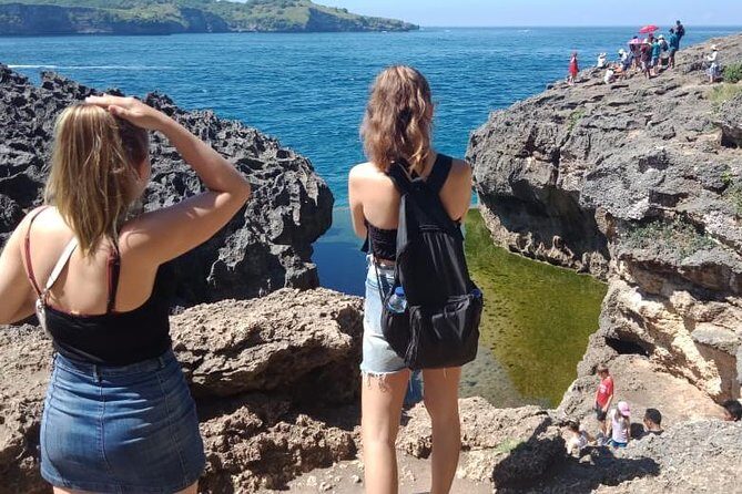 Nusa Penida 4 Spot Snorkeling with Manta and Island Tour - Broken Beach: the short walk with the big payoff