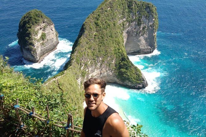 Nusa Penida 4 Spot Snorkeling with Manta and Island Tour - Lunch at BELLA QUEEN RESTO AND BAR: included, and it matters more than you think