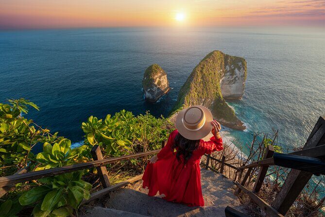 Nusa Penida Day Tour Kelingking Broken and Angels Bay - Broken Beach (Pasih Uug) and Angel’s Billabong: waves carving limestone over time