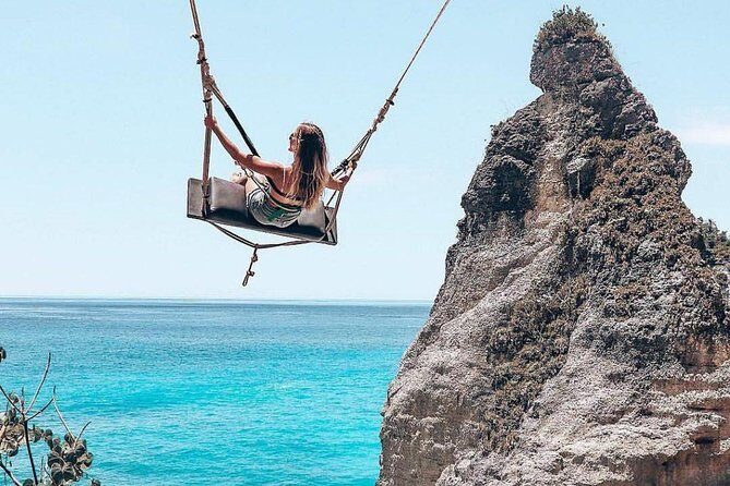 ️ Nusa Penida Instagram Tour: The Most Famous Spots (Private All-Inclusive) - Thousand Islands viewpoint: big photos, steep steps, and smart pacing