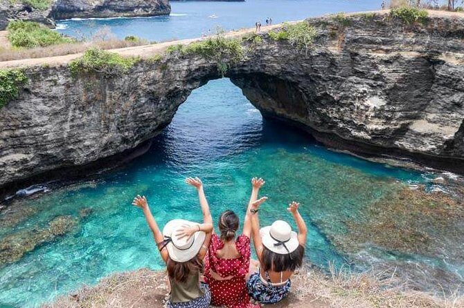 Nusa Penida Instagram Unforgettable Tour - Stop 2: Kelingking Beach (T-Rex Beach) and Those Tyrannosaurus-Cliff Views