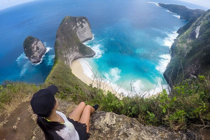 Nusa Penida Island Beach Tour - Departure From Bali Island - Stop 4: Crystal Bay for a Calmer Coast Finish