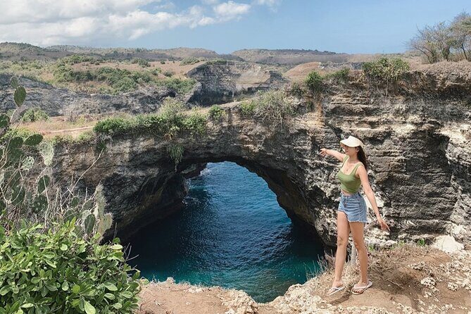 Nusa Penida One Day Trip to Instagrammable Spot by Penidago - Kelingking Beach: the main photo target and the effort required