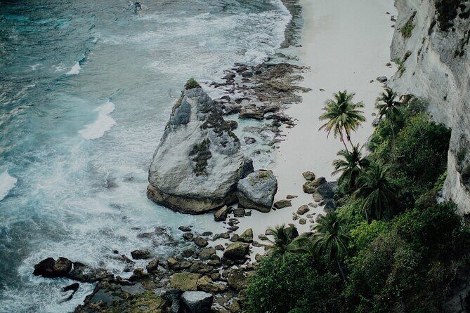 Nusa Penida One Day Trip to Instagrammable Spot by Penidago - Angel’s Billabong: infinity-pool photos with a safety rule