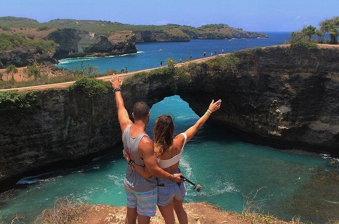 Nusa Penida Private Snorkeling and West Tour Start from Bali - Angel’s Billabong: the infinity-pool look on a timed visit