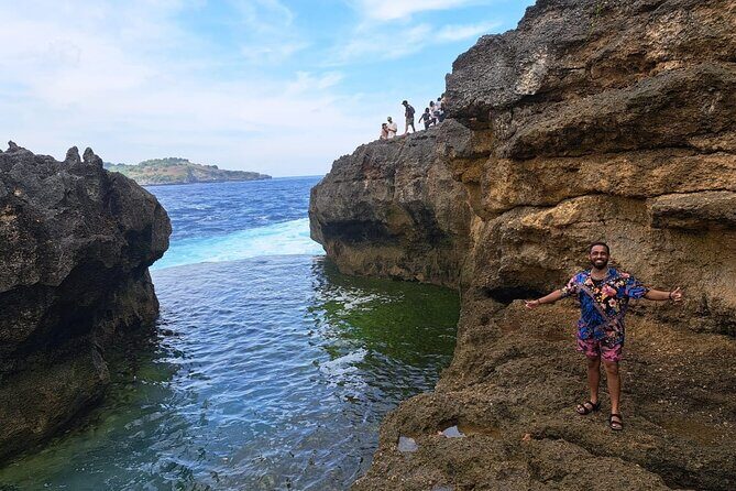 Nusa Penida West Trip All Inclusive - Pasih Uug Beach: cliff energy without the longest line