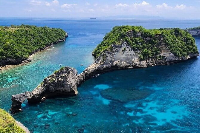 One Day Nusa Penida Island East - Private Car on Penida: Where the Guide Adds Real Value