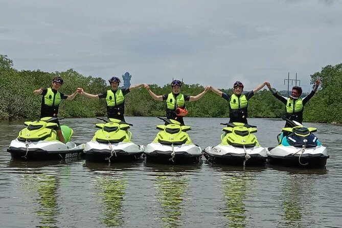 One Hour ( 2 times 30 minutes ) Private Jet Ski in Bali - Safety you can feel: instructor behind you and lifejackets on
