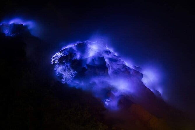 Overnight Mount Ijen Blue Fire Trekking Tour From Bali - Starting in Bali: Pickup Stops, Transfer Rhythm, and What to Expect Before the Ferry