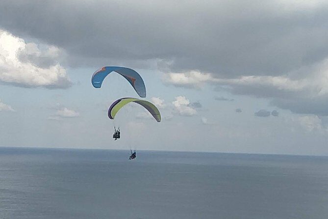 Paragliding Bali at Uluwatu Cliff with Photos/Videos - Gear and the action camera: easy, but pay attention