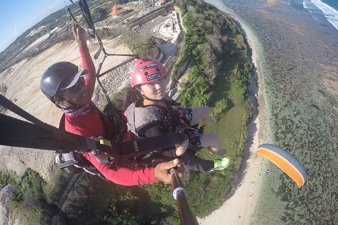 Paragliding Bali at Uluwatu Cliff with Photos/Videos - Uluwatu Temple viewpoint: cliffs, swells, and camera moments