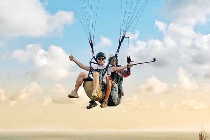 Paragliding Bali Nusa Dua cliff with Free Photo/Videos - The flight plan: about 15 minutes of coast-and-cliff bird’s-eye views