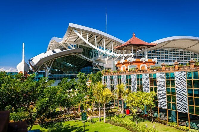 Private Arrival Transfer: Bali Airport to Hotel - Car sizes and group size: what you’re really paying for