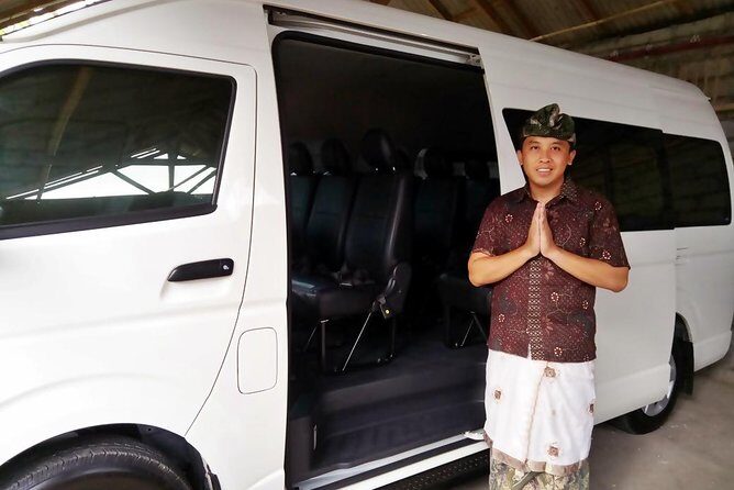 Private arrival transfer : Bali, Ngurah Rai Denpasar Airport to Ubud area - Why an Airport-to-Ubud Transfer Beats the Taxi Scramble