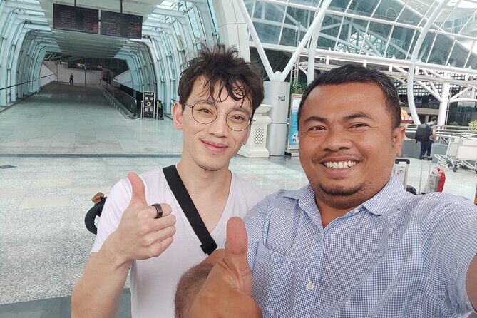 Private Arrival Transfer : (DPS)Bali Airpot to your Hotel & Villa - Landing and Finding Doni at Ngurah Rai Airport