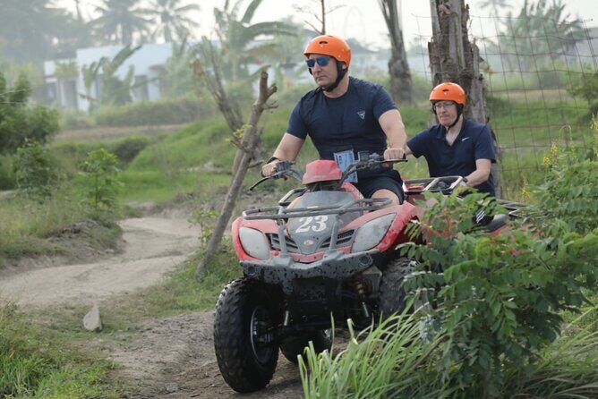 Private Balinese Cooking Class and Balinese house -All inclusive - From Ubud to Bongkasa: Getting to the Family Compound