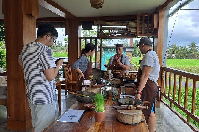 Private Balinese Cooking Class in Ubud at Santika's Home - Key highlights you’ll feel right away