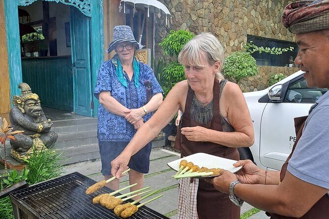 Private Balinese Cooking Class in Ubud at Santika's Home - A 3-hour day that actually feels paced: pickup, cooking, and eating together