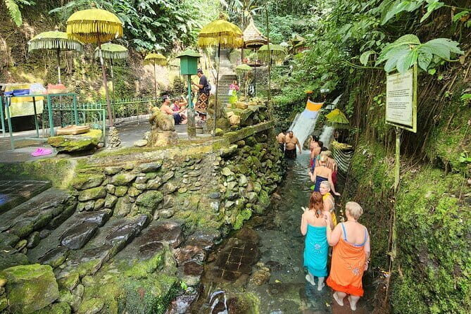 Private Balinese Purification in Holy Water at Temple with Local - Pesiraman Dalem Pingit Sebatu: what the holy-water ritual feels like