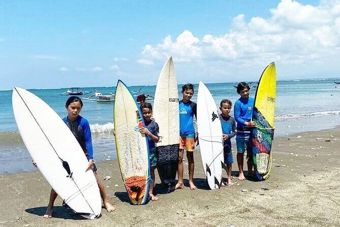 Private Beginner 1 on 1 Surfing Lesson at Kuta Beach without transfer - 1-on-1 coaching: how you get to standing faster