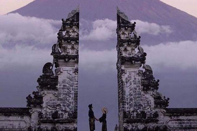 Private driver and tours - When you want more than driving: help with bookings and connections