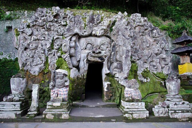 Private Full-Day Temple Tour: Bali Archaeology Tours - Elephant Cave (Goa Gajah): archaeology with a different kind of atmosphere