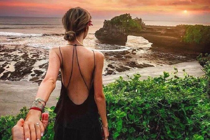 Private Full-Day Tour Jatiluwih Rice Terrace and Tanah Lot Temple - Stop 3: Tanah Lot Temple’s Rock-Island Setting