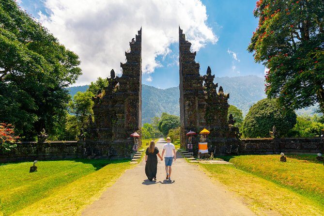 Private Full-Day West Bali Tour with Waterfall Visit - Wanagiri Hidden Hills: twin-lake views and swing-style photo spots