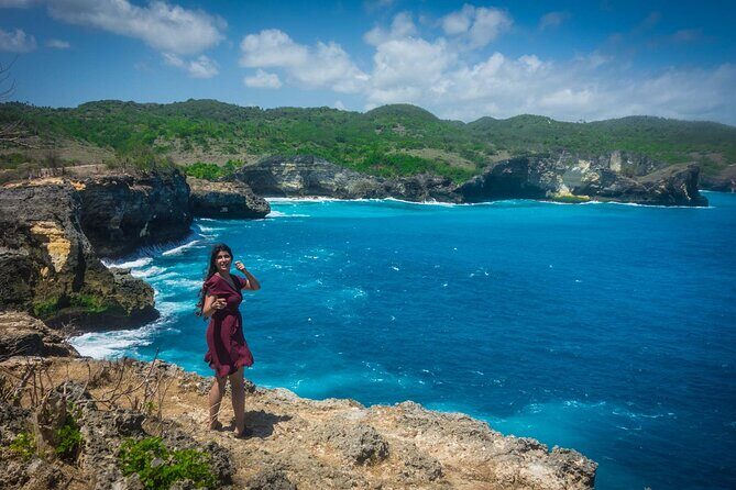 Private Full-Day West Tour Nusa Penida All Inclusive from Bali - Pasih Uug (Broken Beach): cave-and-sea views with a guided walk