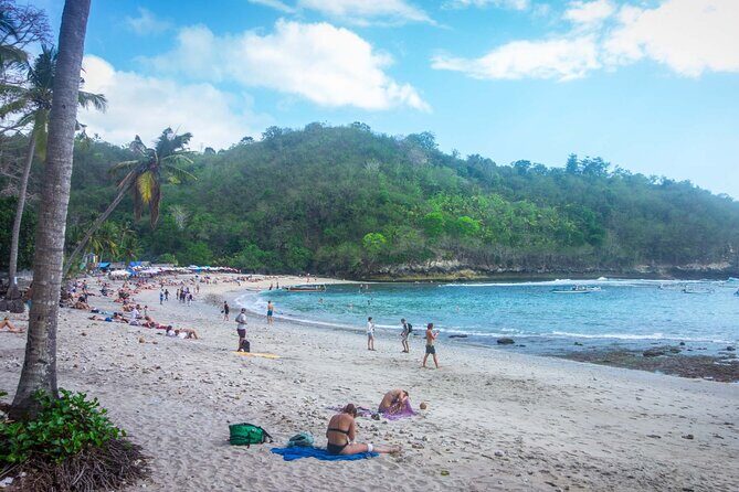 Private Full-Day West Tour Nusa Penida All Inclusive from Bali - Lunch and timing: the practical rhythm behind the photos