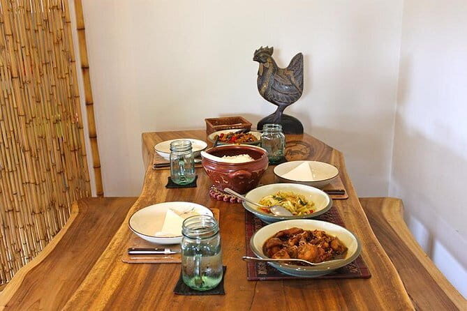 Private Javanese Cooking Class with Dotty in Tumbak Bayuh, Canggu - The lunch part: eating what you made, in a real home-kitchen rhythm