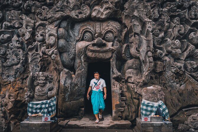 Private Tour : Bali Best Waterfalls, Temples and Monkey Forest - Tibumana Waterfall: Jungle Trail Feel and a Swim Break