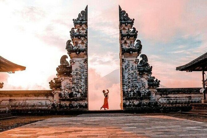Private Tour Bali: Lempuyang Temple / Gate of Heaven, tirtagangga, waterfall. - Pickup from Seminyak and the morning plan that avoids misery