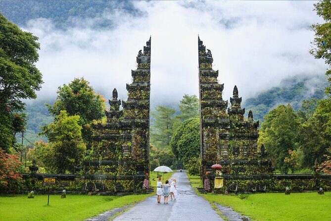 Private Tour: Bali UNESCO World Heritage Sites - The Route Order Works: Temples Morning, Lakes Midday, Tanah Lot Sunset