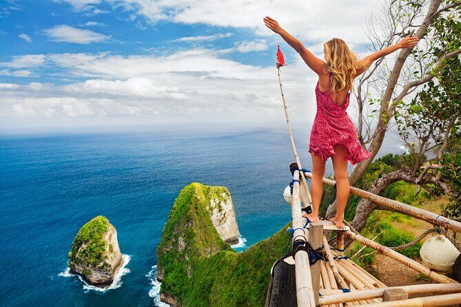 Private Tour in Nusa Penida West Island - Kelingking Beach: the first big cliff moment
