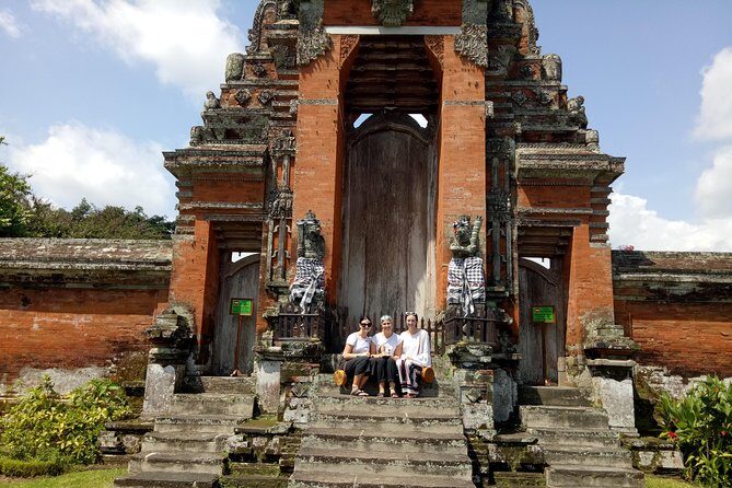 Private Tour: Leke-Leke Waterfall, Handara gate & Iconic Temples - Price and value: what you get for $58 per person