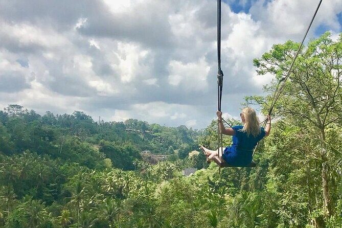 Private Tour To Tibumana Waterfall, rice terraces & Jungle Swing - Tegallalang Rice Terraces: the classic photo angle, with real time