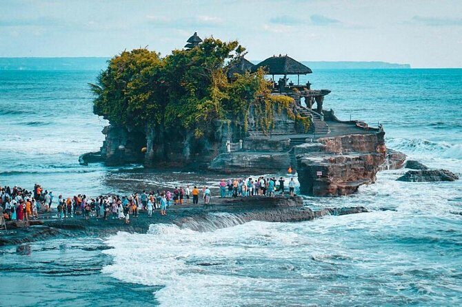 Private Tour: Ubud and Tanah Lot Day Tour - Tegalalang Rice Terrace: how to enjoy the walk without feeling herded