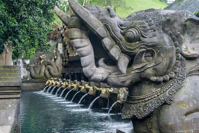 Private Tour: Waterfall, Kintamani Volcano, Ubud Tour with Lunch - From Tegalalang Rice Terraces to Ubud Market: Culture and Crafts in One Sweep