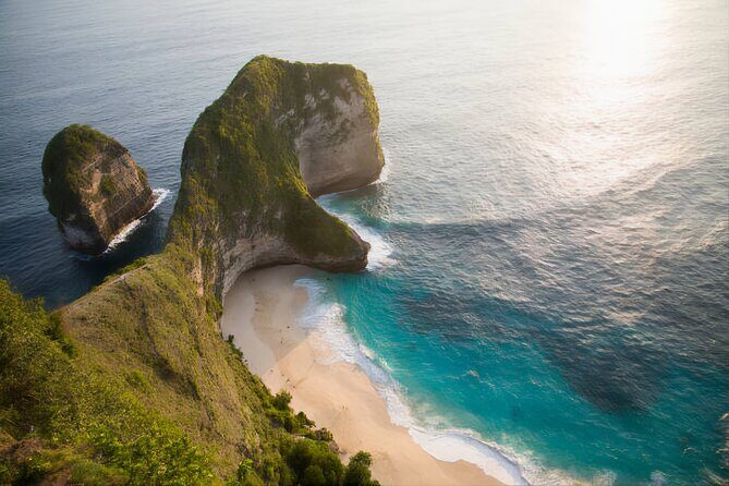 Private Tour West Nusa Penida with T-Rex Beach - Broken Beach and Angel’s Billabong: two rock wonders in one stretch